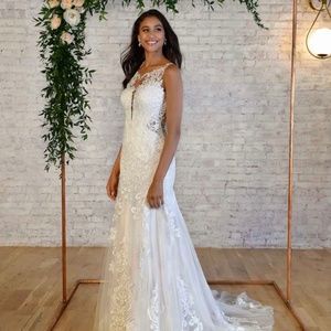 Stella York Style 7325 size 16 Unaltered Wedding Dress